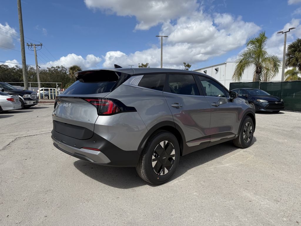 New 2026 Kia Sportage Hybrid LX SUV