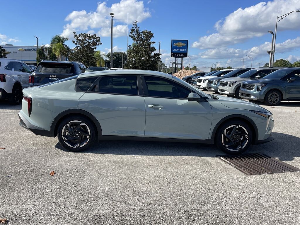 New 2025 Kia K4 EX Sedan