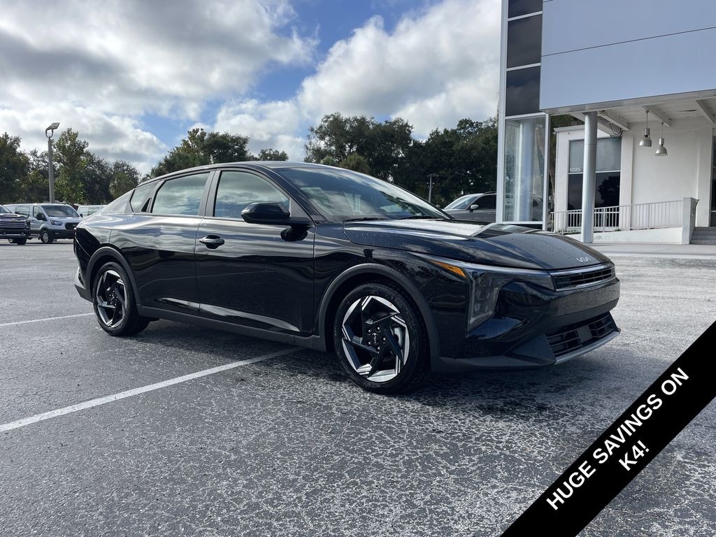 New 2025 Kia K4 EX Sedan