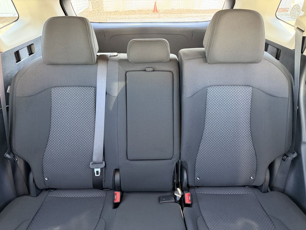 2026 Kia Sportage EX - Photo 17