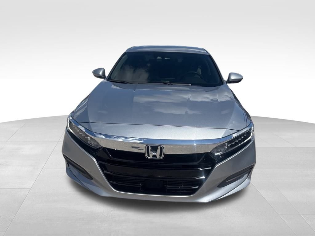 2019 Honda Accord LX 1.5T photo 2
