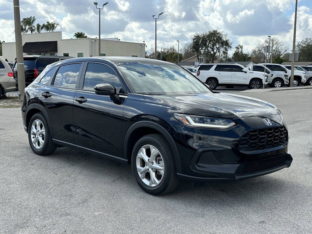 Certified 2025 Honda HR-V LX SUV