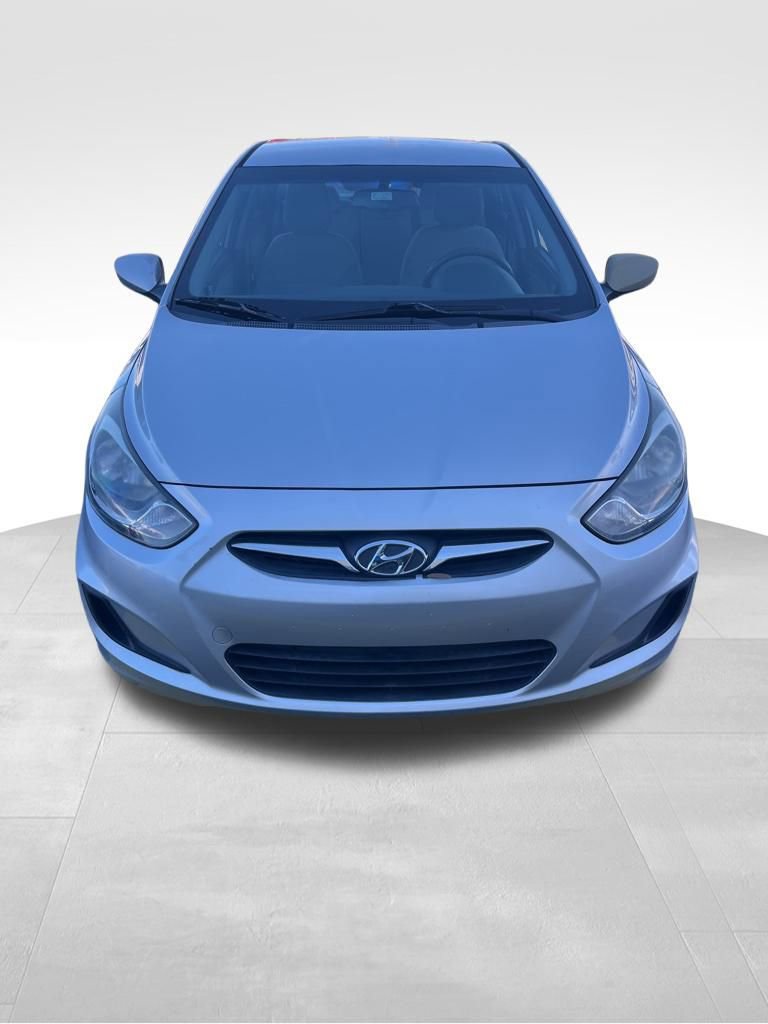 2012 Hyundai Accent GLS photo 4