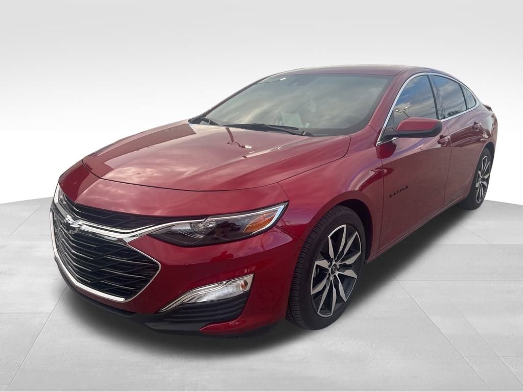 2025 Chevrolet Malibu RS photo 3