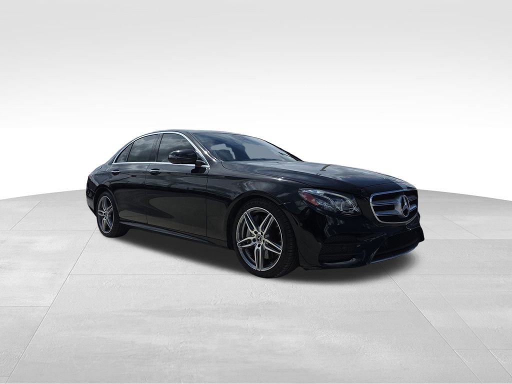 2019 Mercedes Benz E 300 photo 2