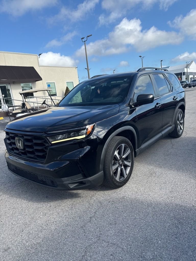 2023 Honda Pilot Sport AWD's photo