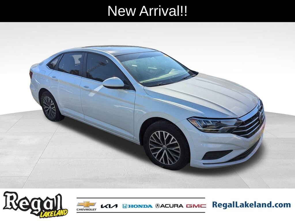 Used 2020 Volkswagen Jetta SE Sedan