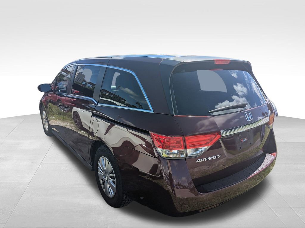 2014 Honda Odyssey LX photo 3