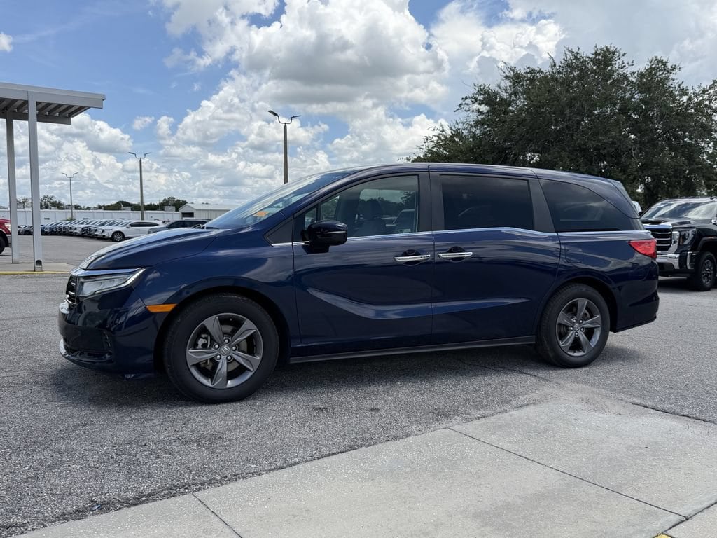 2024 Honda Odyssey EX - Photo 9