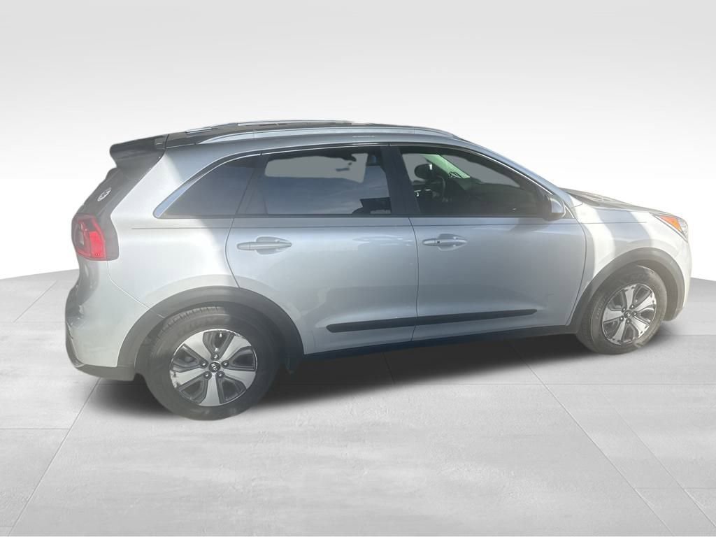 2019 Kia Niro LX photo 2