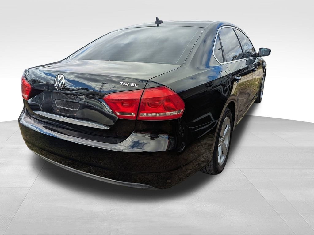 Used 2014 Volkswagen Passat 1.8T SE Sedan