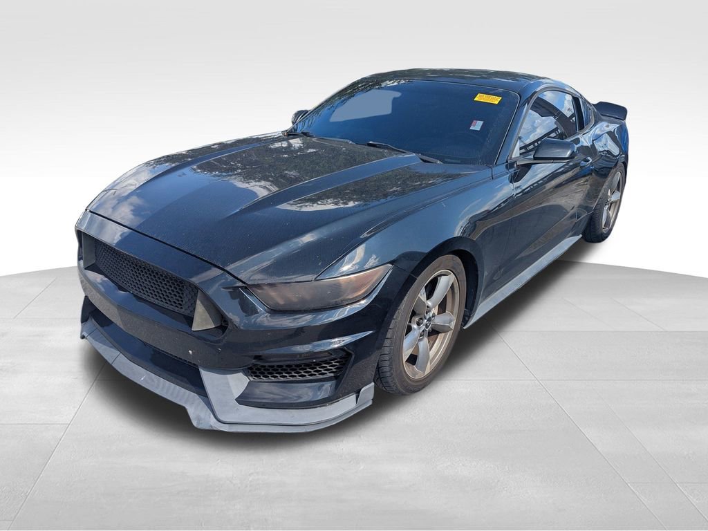 2016 Ford Mustang V6 photo 2