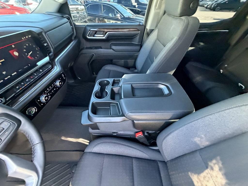 2024 GMC Sierra 1500 Elevation - Photo 19