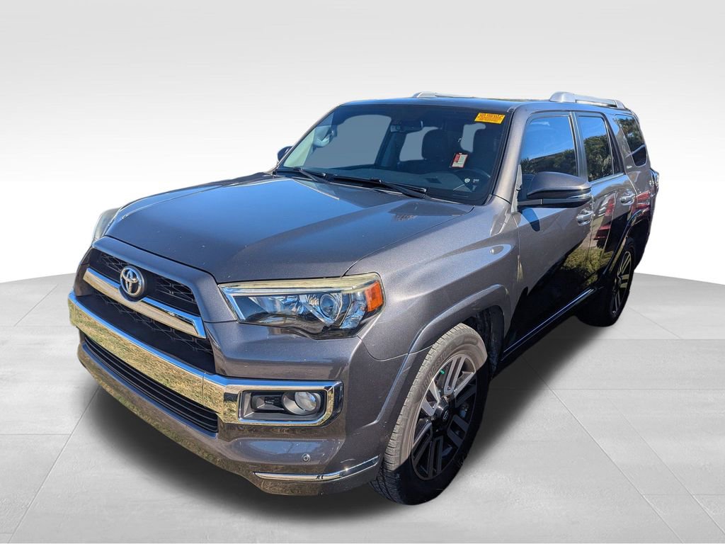 2014 Toyota 4Runner SR5 photo 3