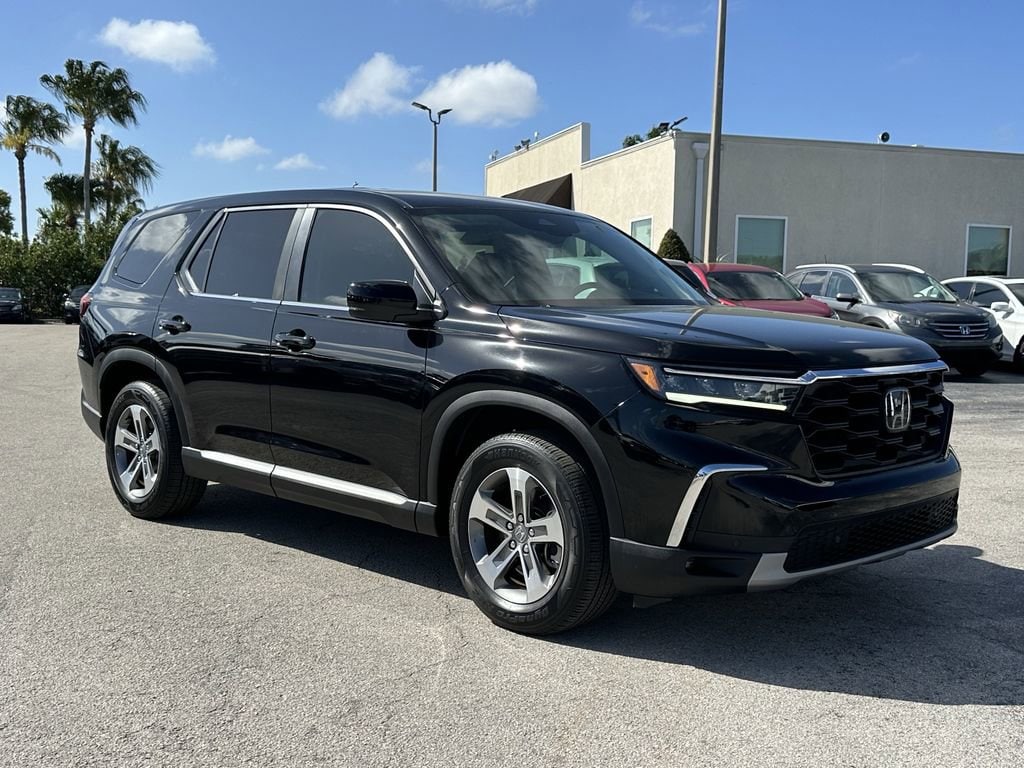 Certified 2023 Honda Pilot EX-L 7 Passenger SUV