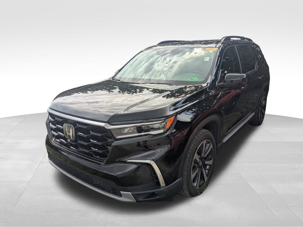 2024 Honda Pilot Touring photo 4