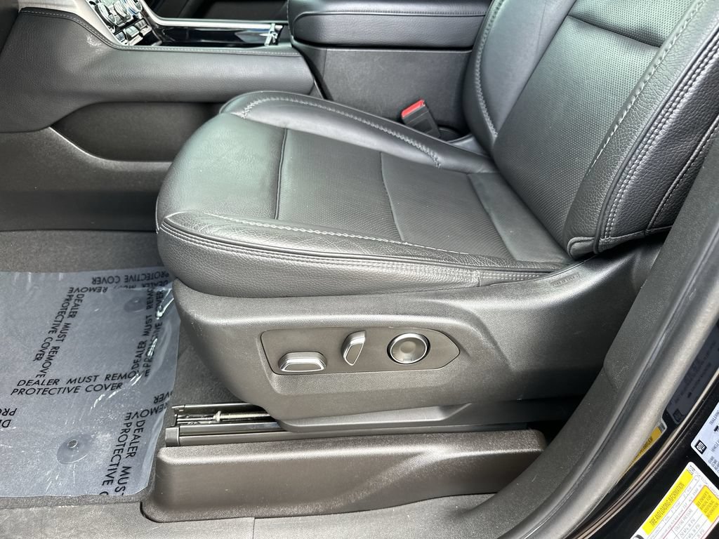 2023 GMC Yukon Denali - Photo 22