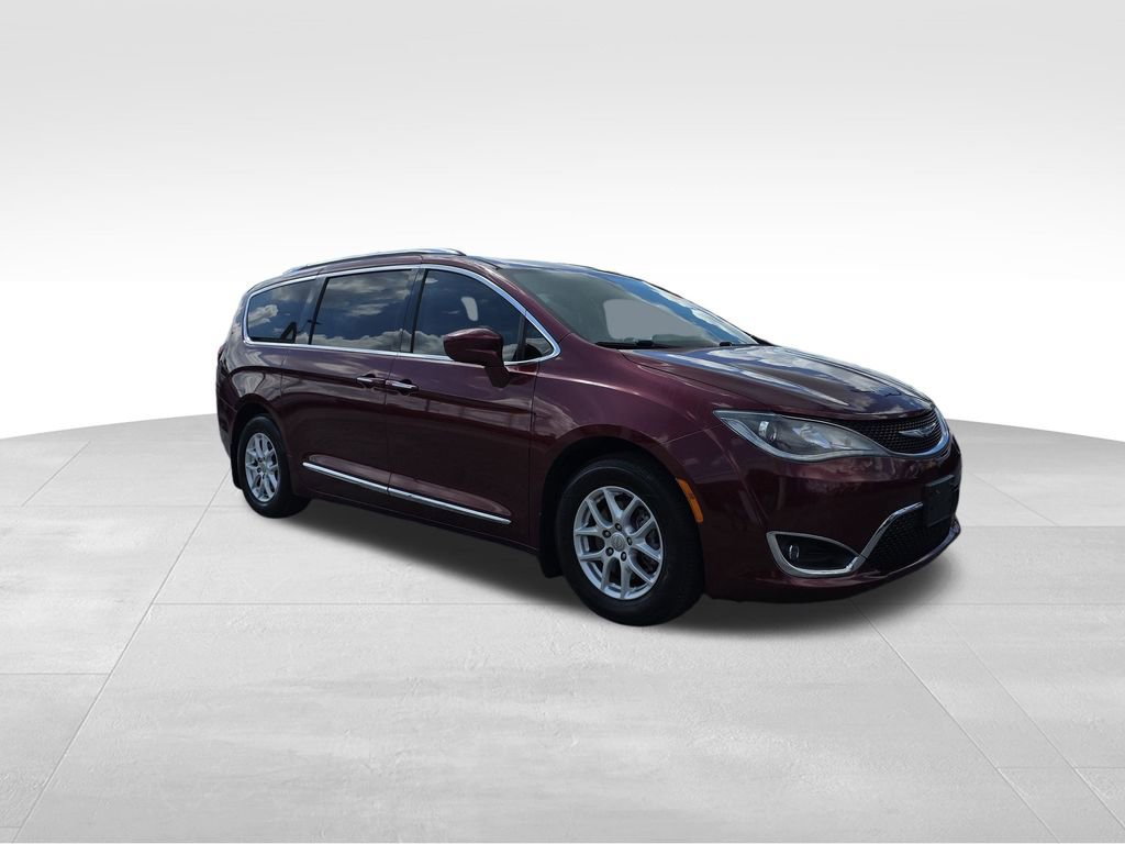 2020 Chrysler Pacifica Touring L photo 2