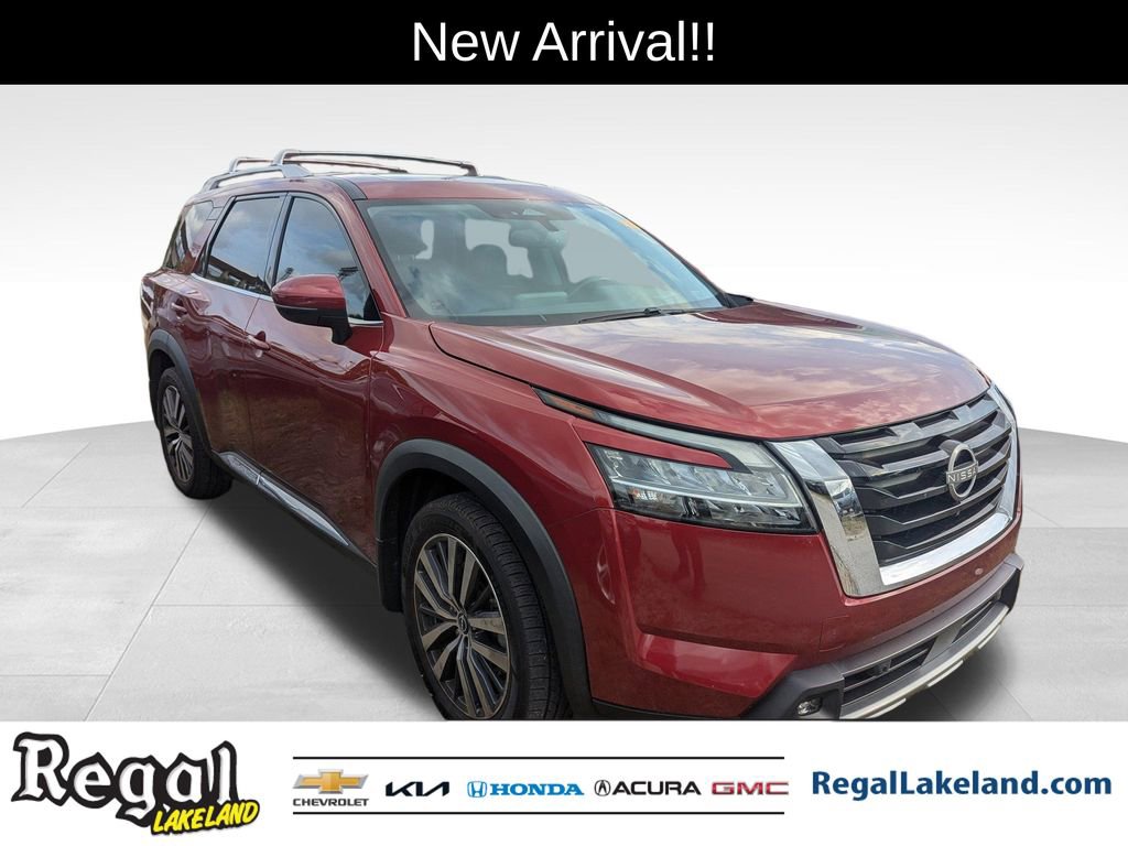 2022 Nissan Pathfinder Platinum