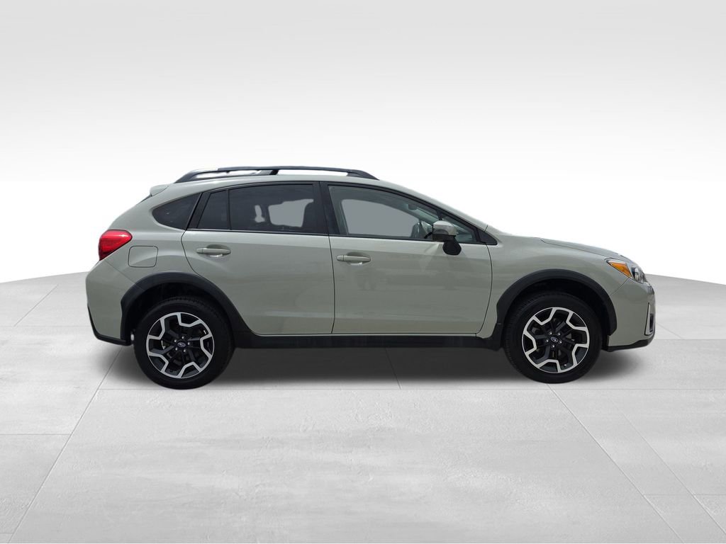 2016 Subaru Crosstrek Limited photo 3
