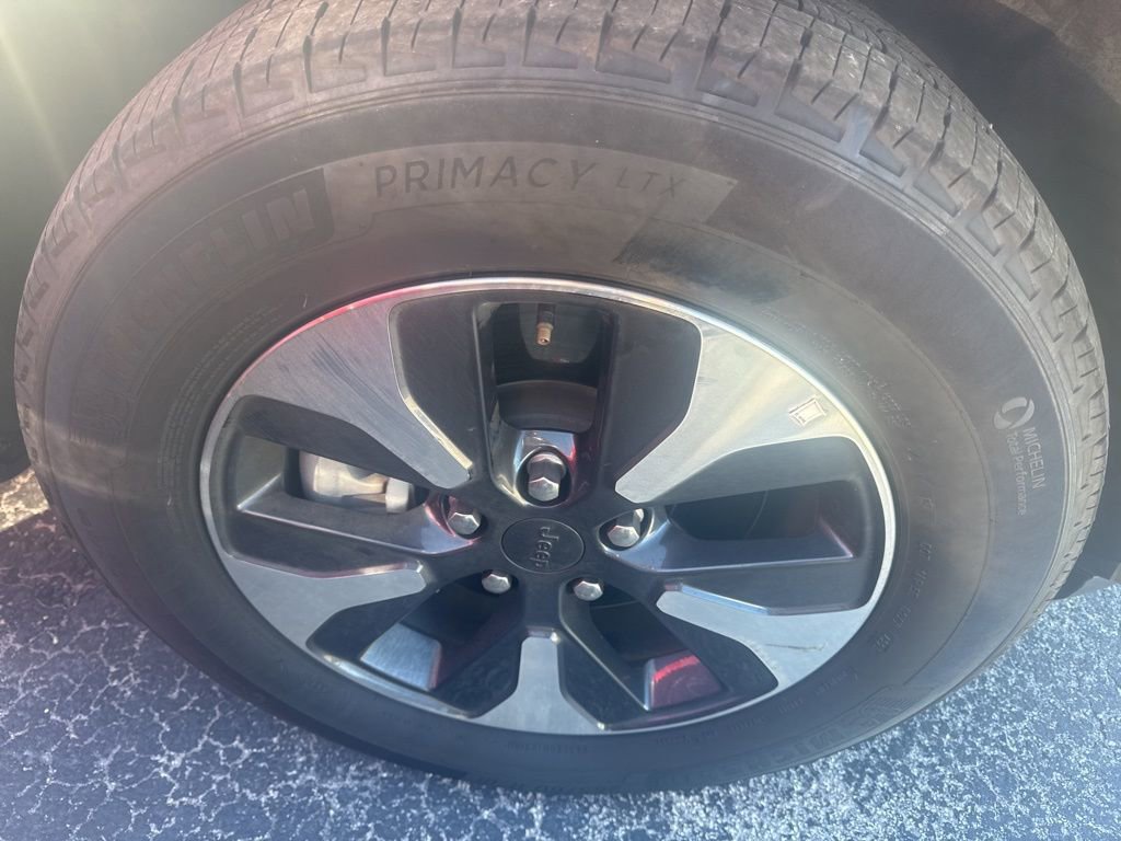 2024 Jeep Cherokee Limited 4xe photo 4