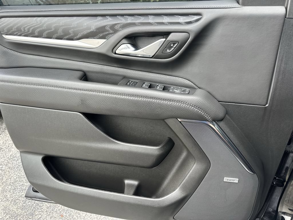 2023 GMC Yukon Denali - Photo 25