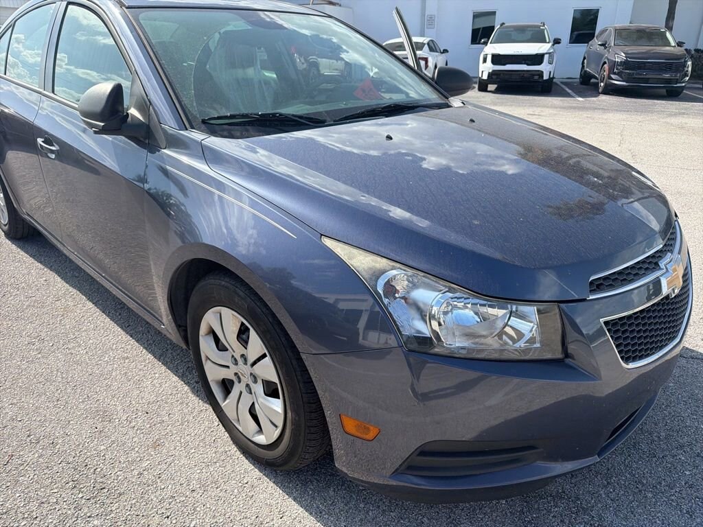 Used 2014 Chevrolet Cruze LS Sedan