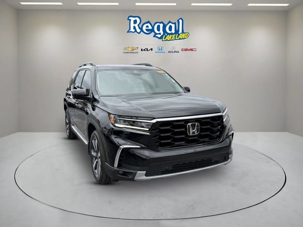 2025 Honda Pilot SUV 
