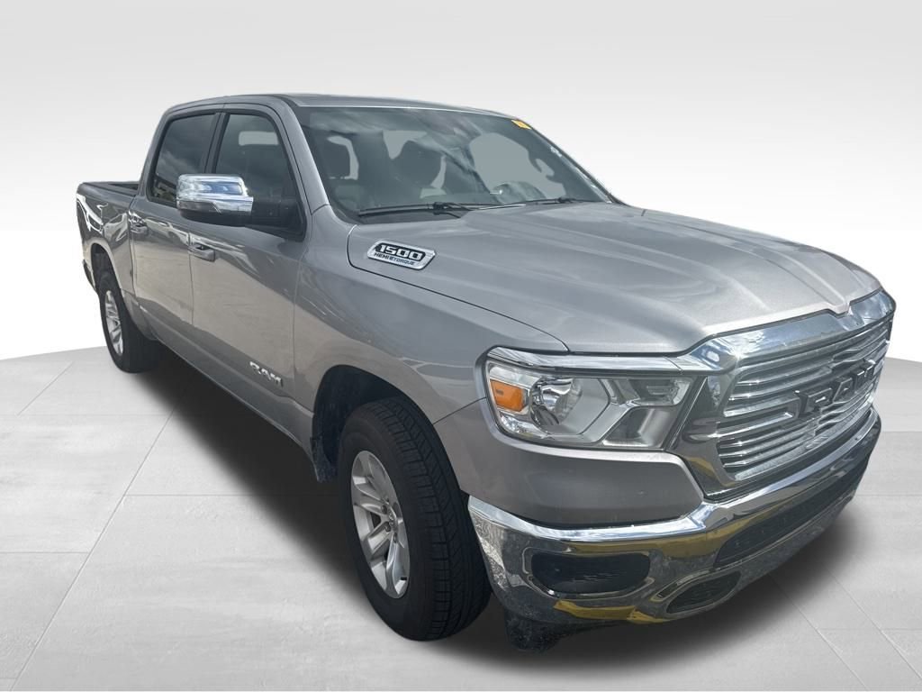 2024 Ram 1500 Laramie photo 3