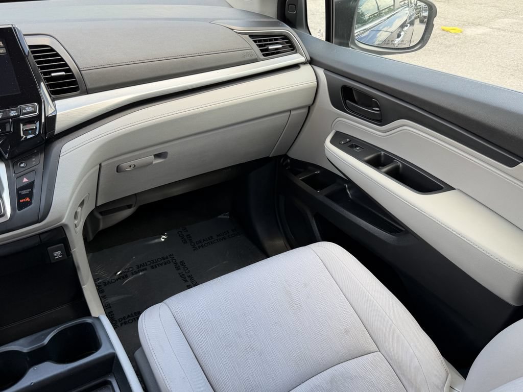 2024 Honda Odyssey EX - Photo 16