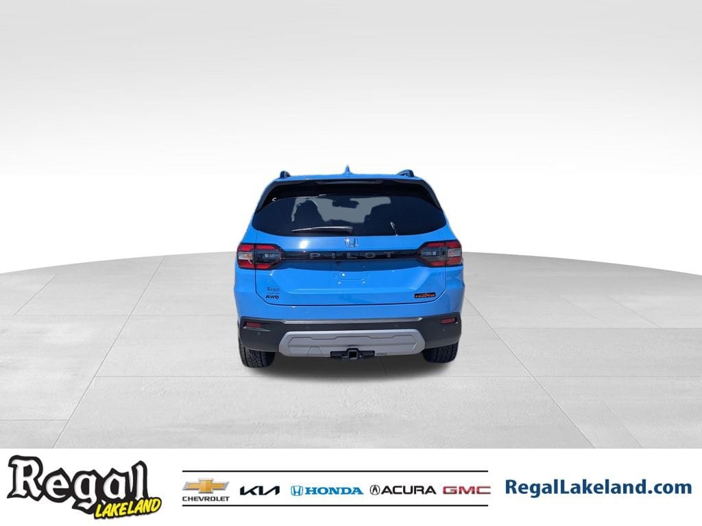 Used 2024 Honda Pilot TrailSport SUV