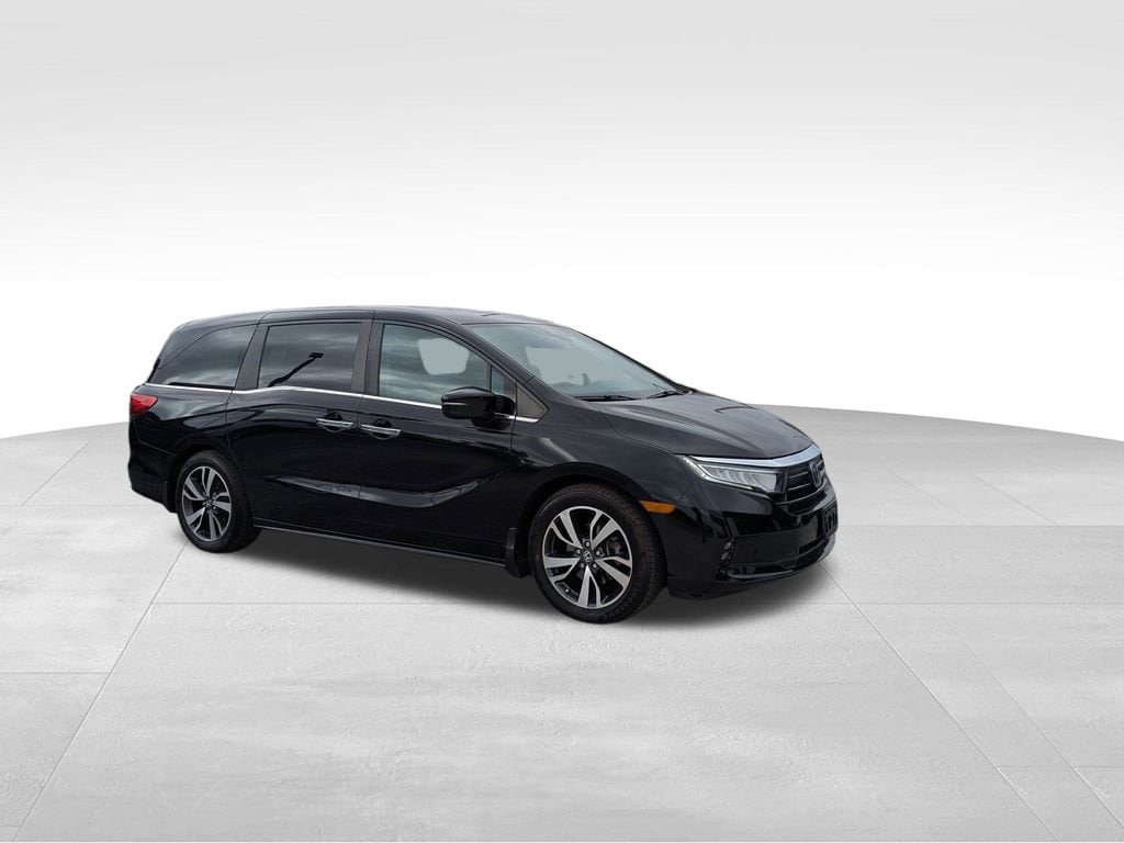 Certified 2022 Honda Odyssey Touring Van