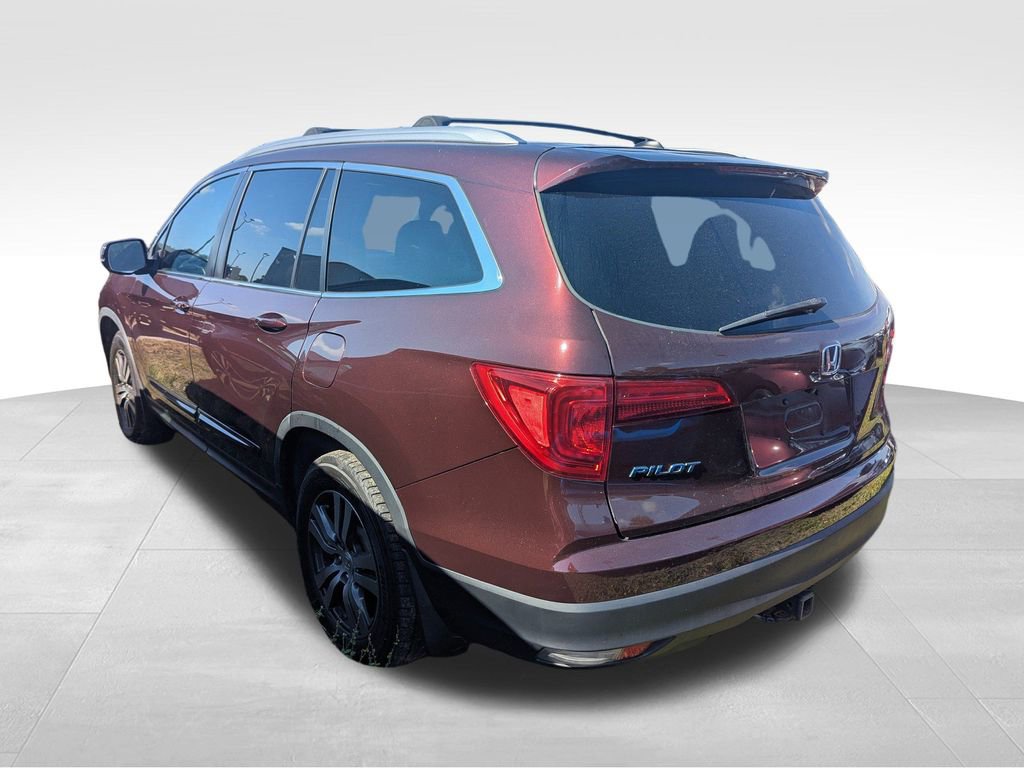 2017 Honda Pilot EX-L photo 2