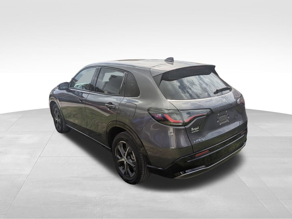 2025 Honda HR-V EX-L photo 2