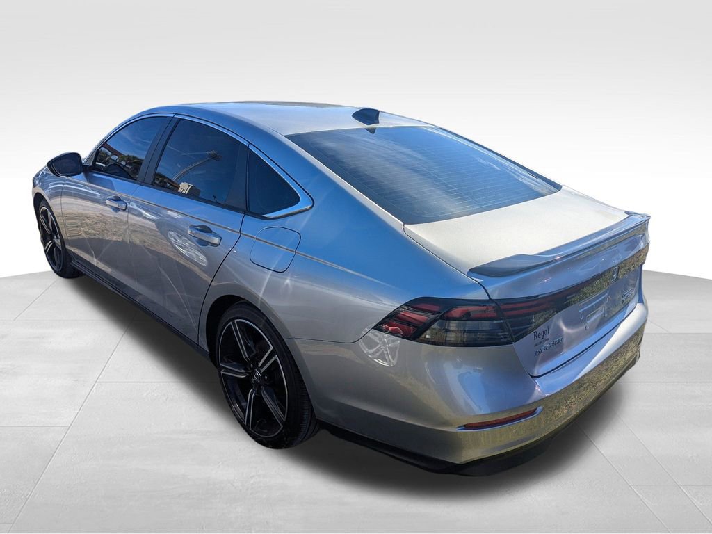 2023 Honda Accord Hybrid Sport photo 3