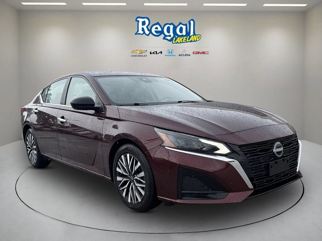 2025 Nissan Altima