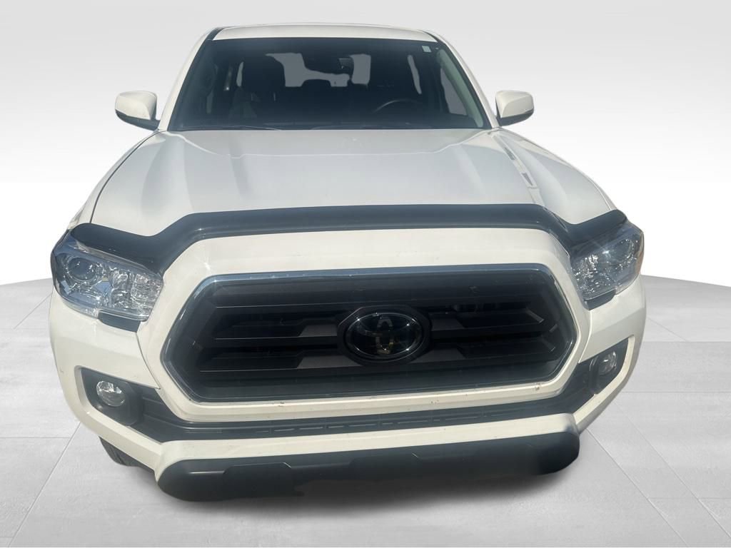 2023 Toyota Tacoma TRD Off-Road photo 4