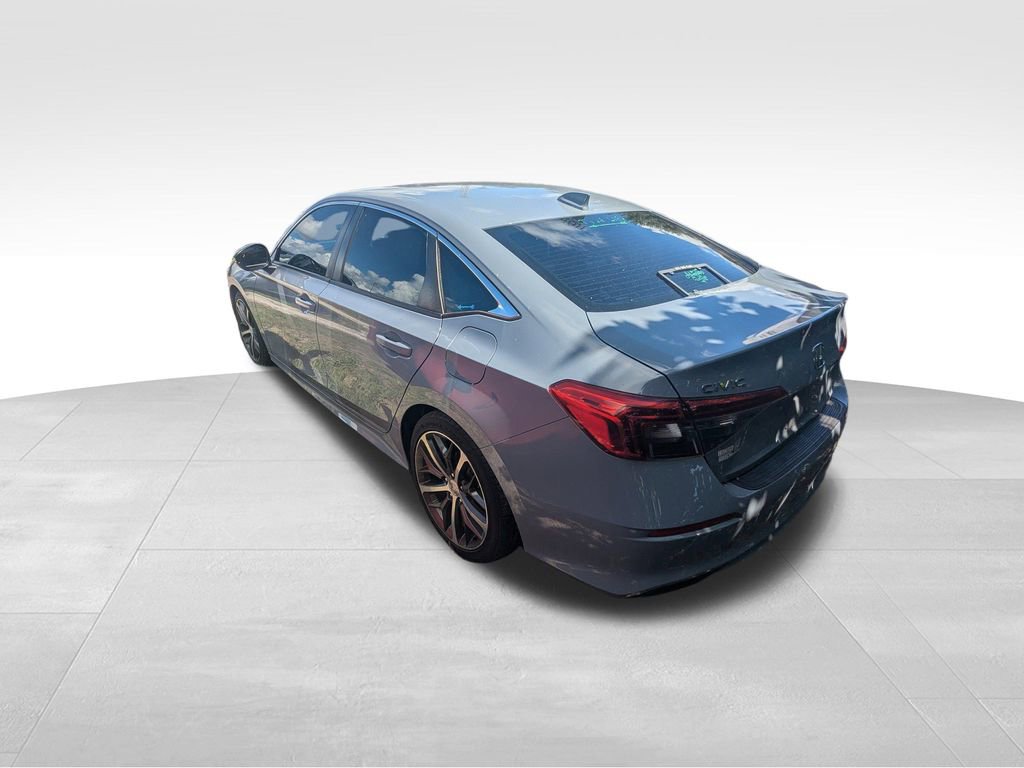 2022 Honda Civic Touring photo 3