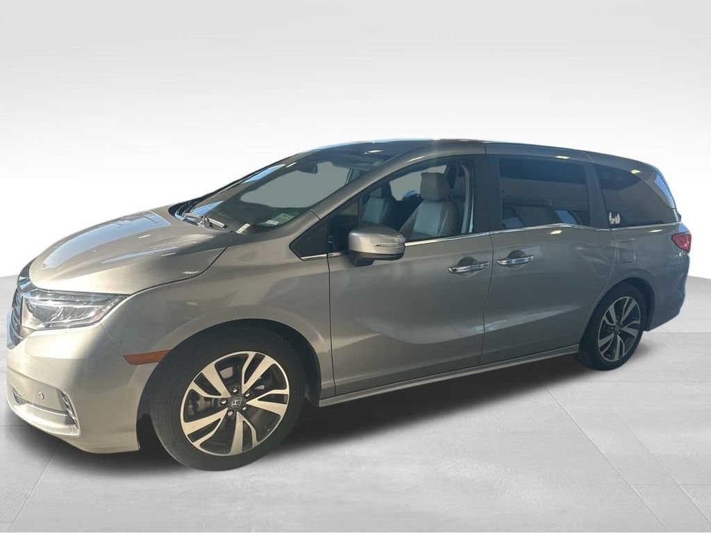 Used 2023 Honda Odyssey Touring Van