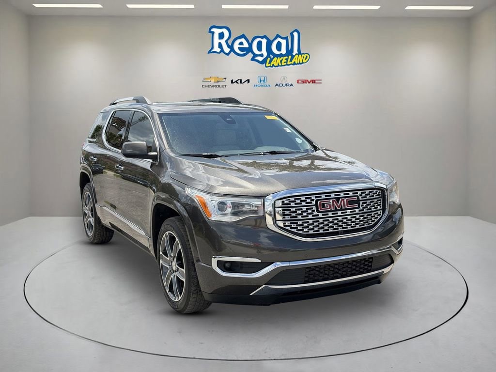 2019 GMC Acadia Denali FWD's photo