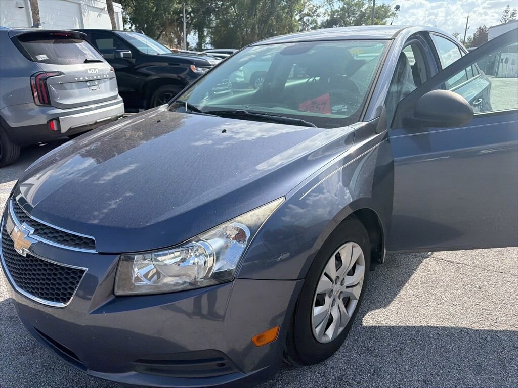 Used 2014 Chevrolet Cruze LS Sedan