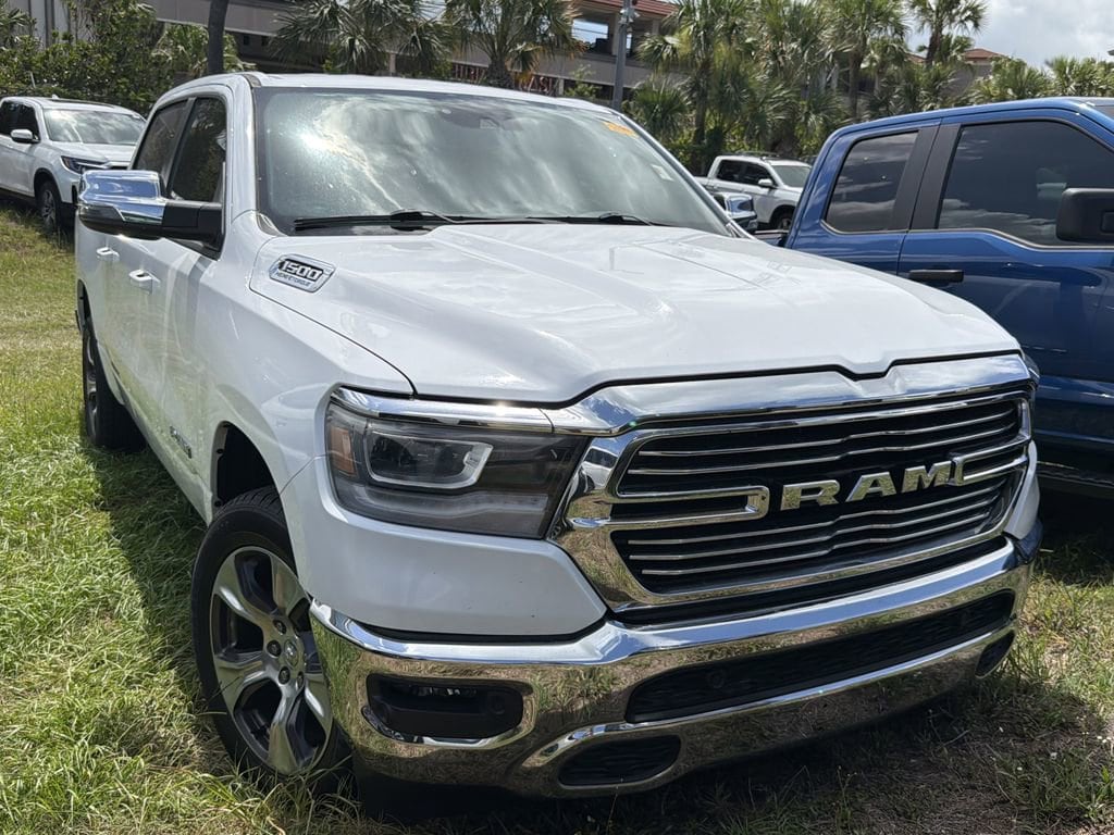 2023 RAM 1500 Laramie 4x4 Crew Cab 5'7's photo