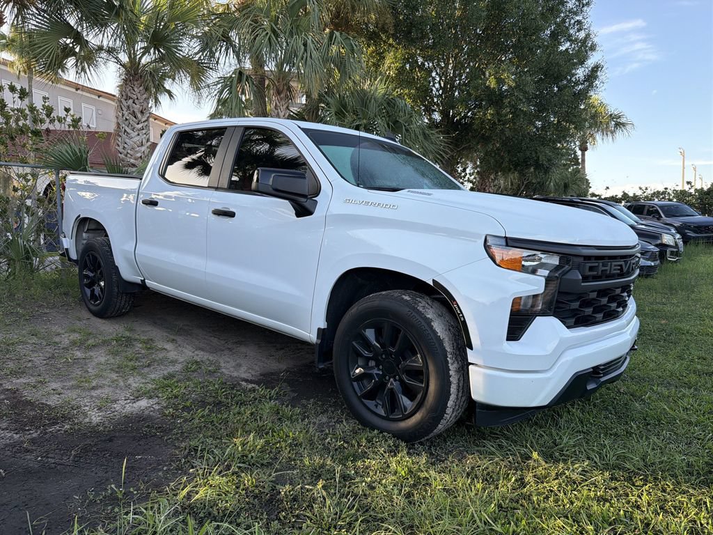 2025 Chevrolet Silverado 1500 Truck Crew Cab 