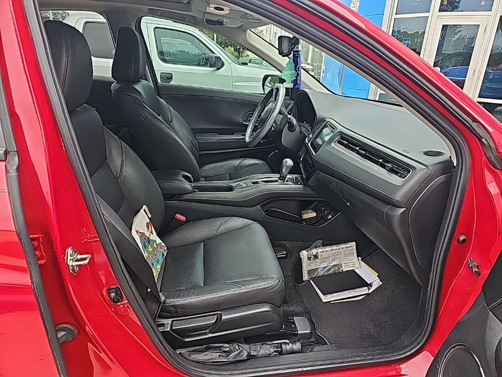 2017 Honda HR-V EX-L photo 4