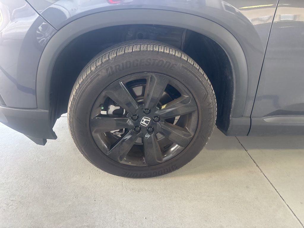 2025 Honda Pilot Black Edition photo 3
