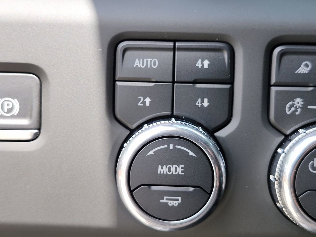 2025 GMC Sierra 2500HD Denali Ultimate - Photo 28