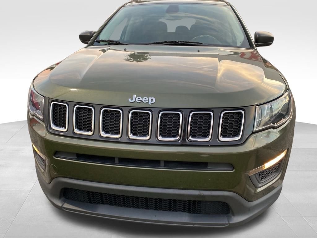 2021 Jeep Compass Sport photo 2