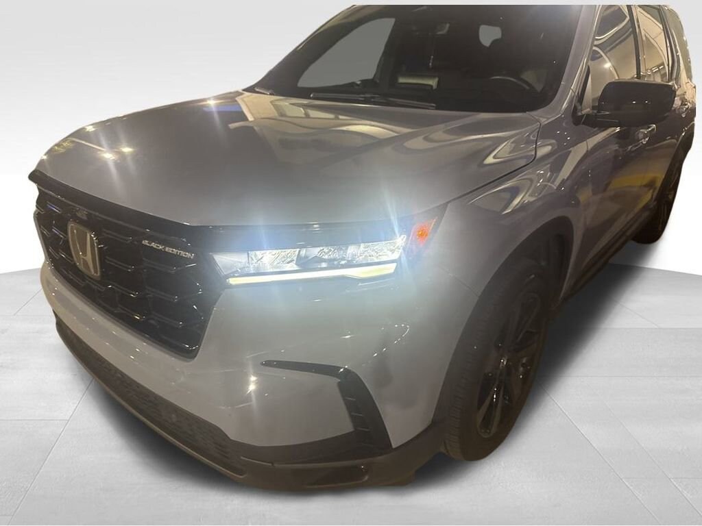 Certified 2025 Honda Pilot Black Edition SUV