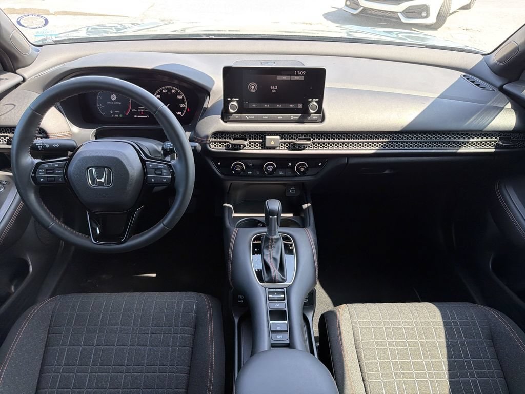 2025 Honda HR-V Sport - Photo 12