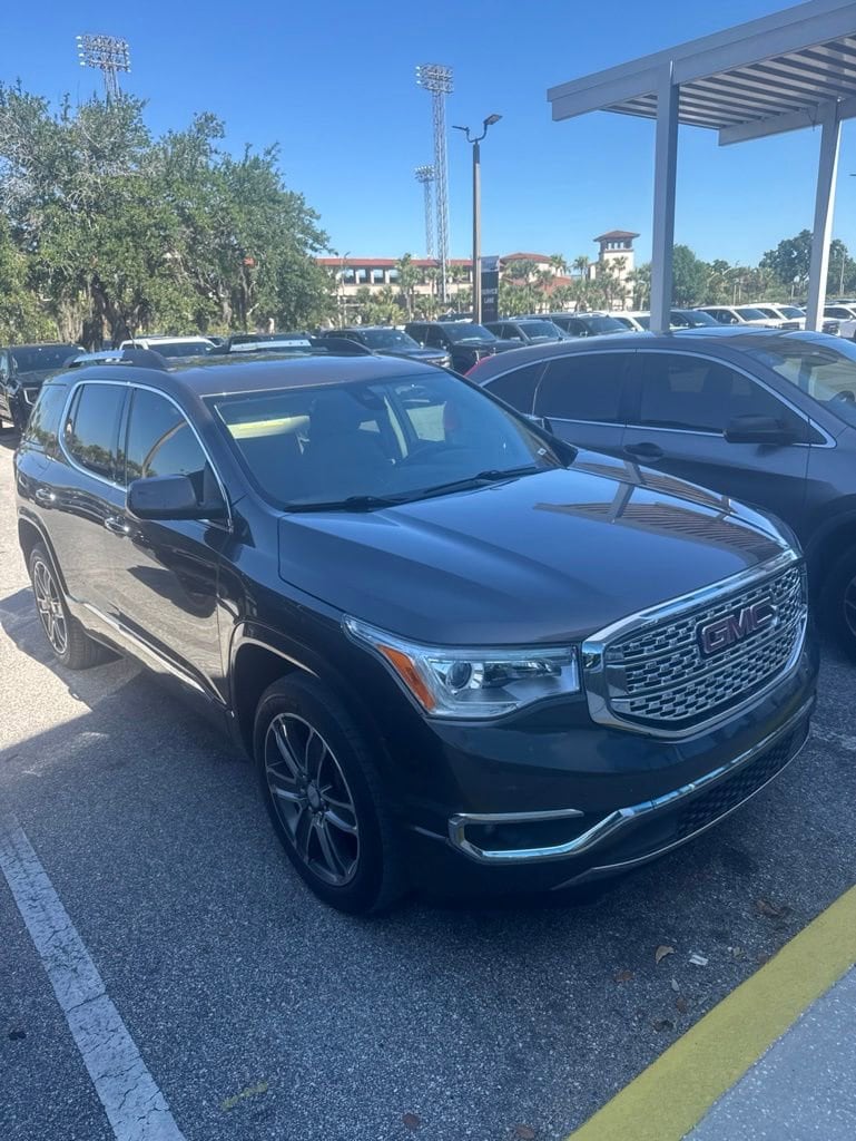 2019 GMC Acadia Denali FWD's photo